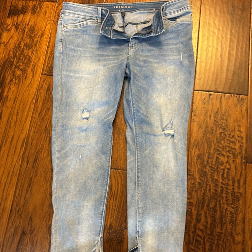 White House Black Market Skimmer Jeans